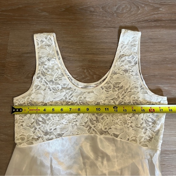 Victoria’s Secret Lace and Satin Slip Dress m/l - Picture 6 of 8